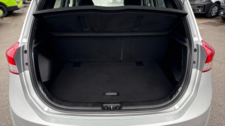 Hyundai ix20 1.6 Premium Nav 5dr Auto Petrol Hatchback